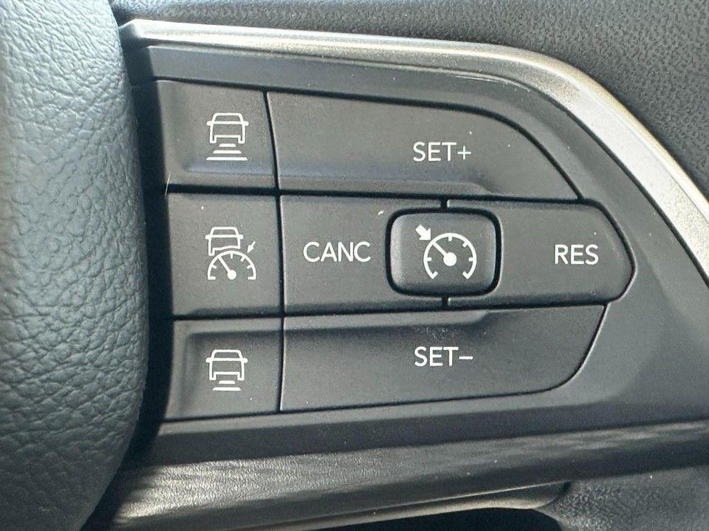 new 2025 Jeep Grand Cherokee L car, priced at $40,720