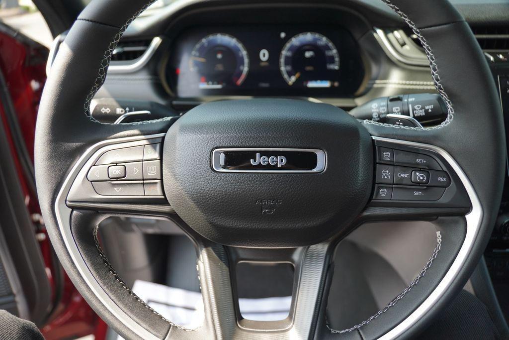 new 2025 Jeep Grand Cherokee L car, priced at $43,919