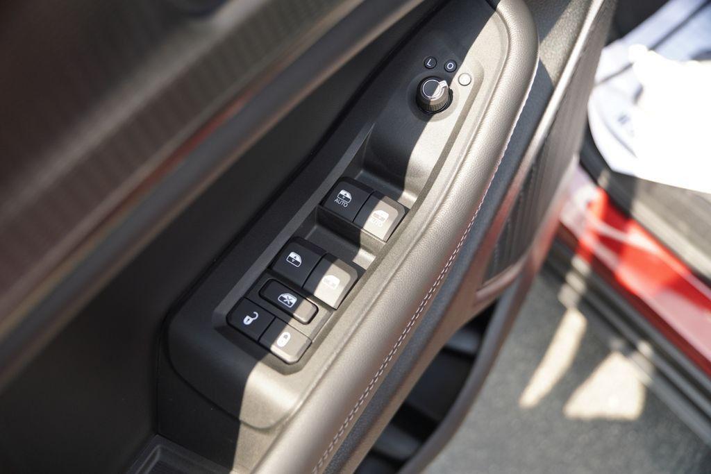 new 2025 Jeep Grand Cherokee L car, priced at $43,919