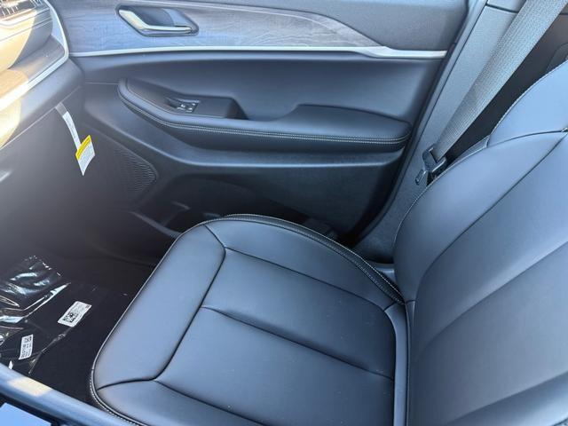 new 2025 Jeep Grand Cherokee L car, priced at $41,983