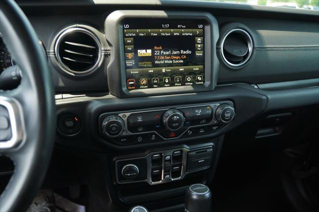 used 2021 Jeep Gladiator car, priced at $33,924