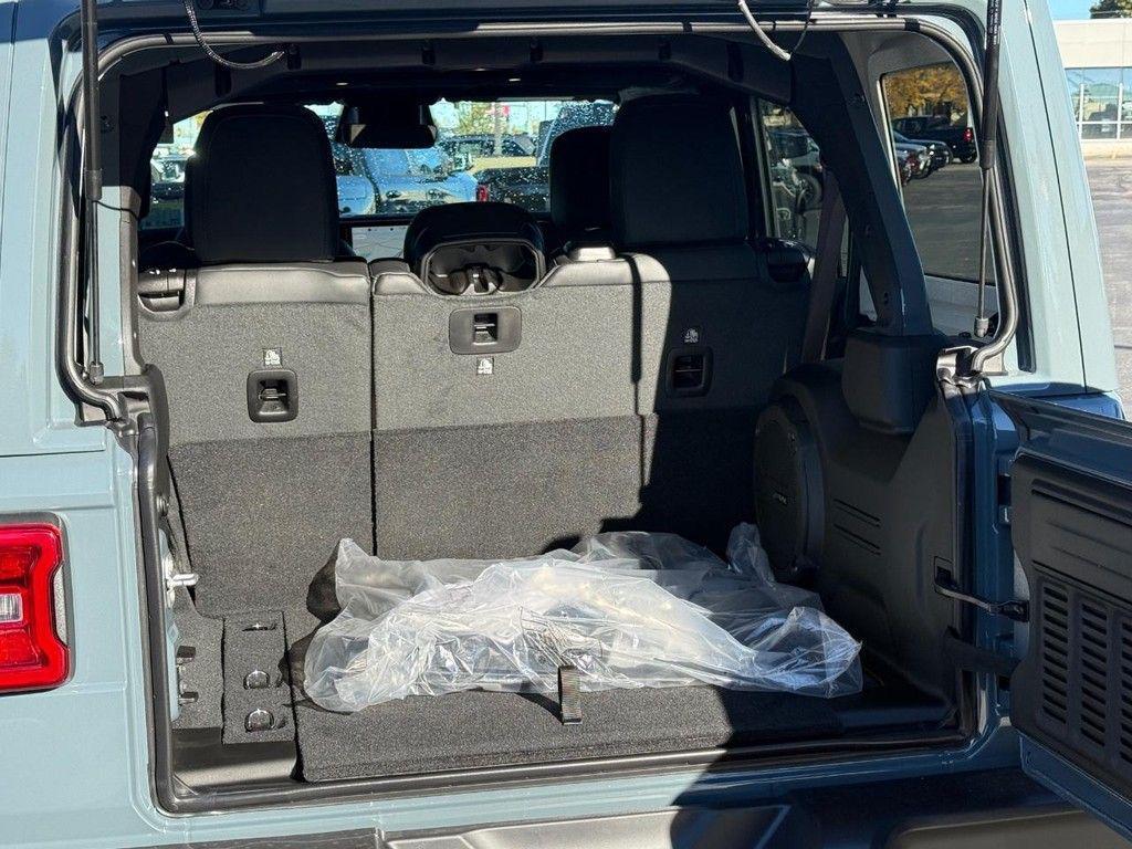 new 2026 Jeep Wrangler car, priced at $59,991