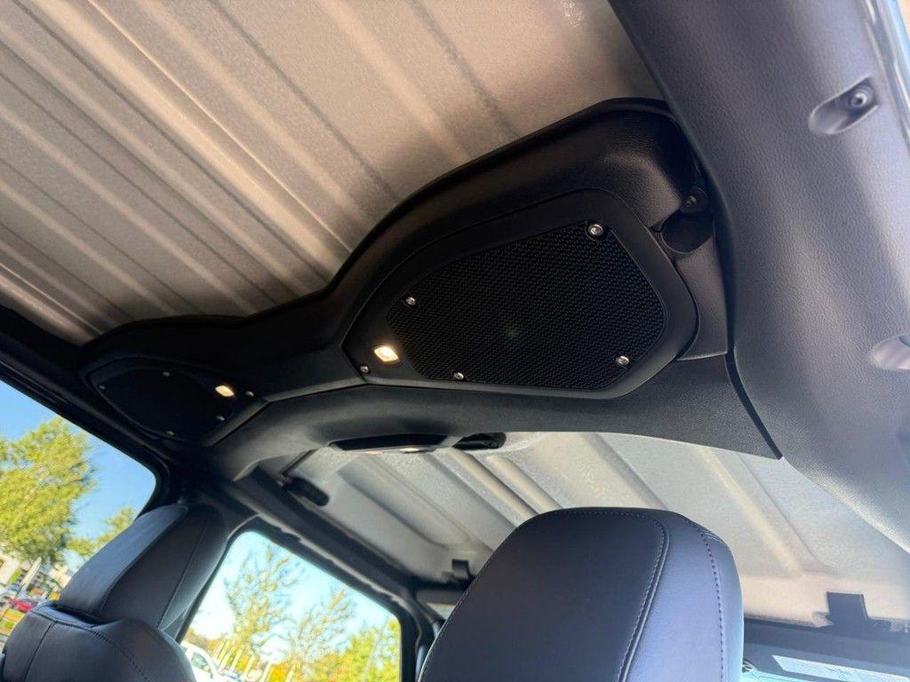 new 2026 Jeep Wrangler car, priced at $59,991