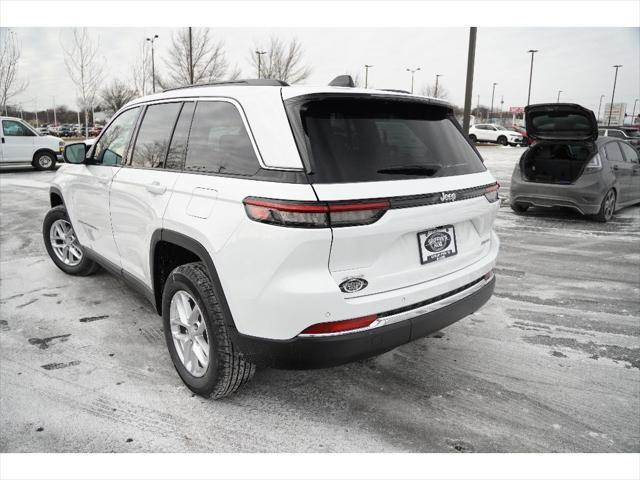 new 2025 Jeep Grand Cherokee car, priced at $42,575