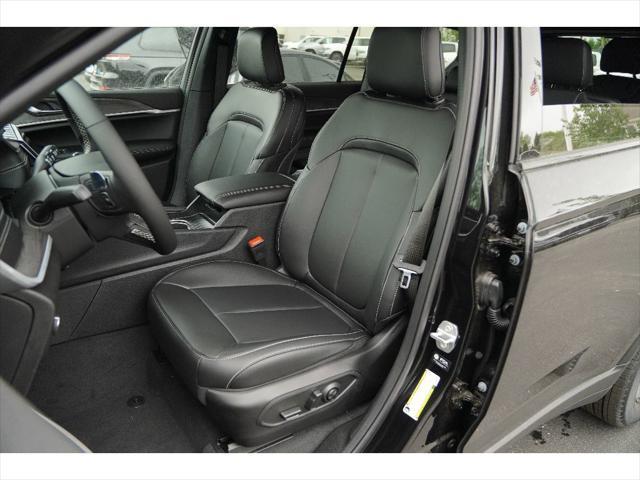 new 2025 Jeep Grand Cherokee L car, priced at $45,304