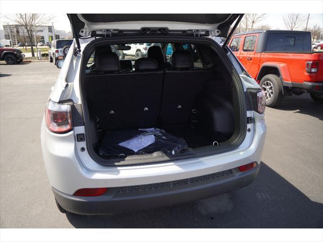 new 2025 Jeep Compass car, priced at $26,563