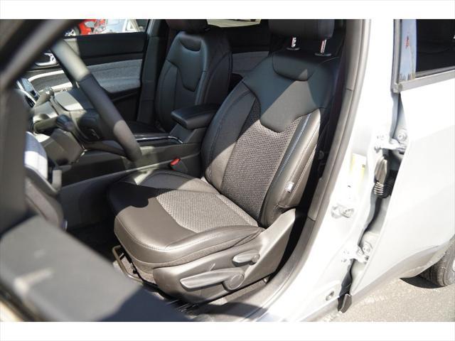 new 2025 Jeep Compass car, priced at $26,563