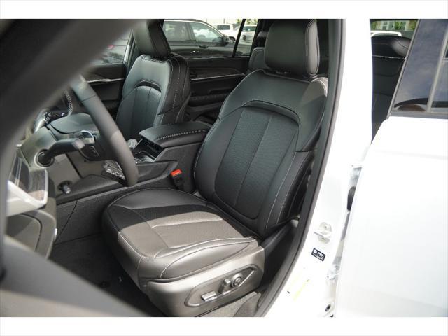 new 2025 Jeep Grand Cherokee L car, priced at $54,092