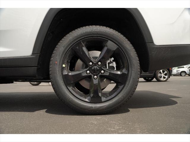 new 2025 Jeep Grand Cherokee L car, priced at $54,092