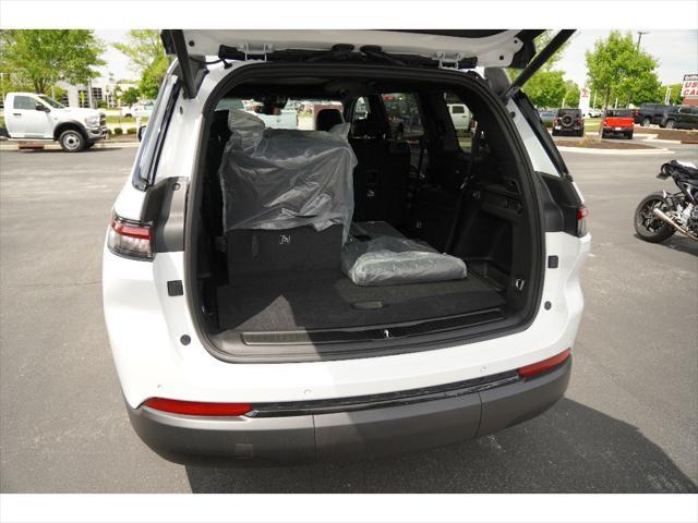 new 2025 Jeep Grand Cherokee L car, priced at $54,092