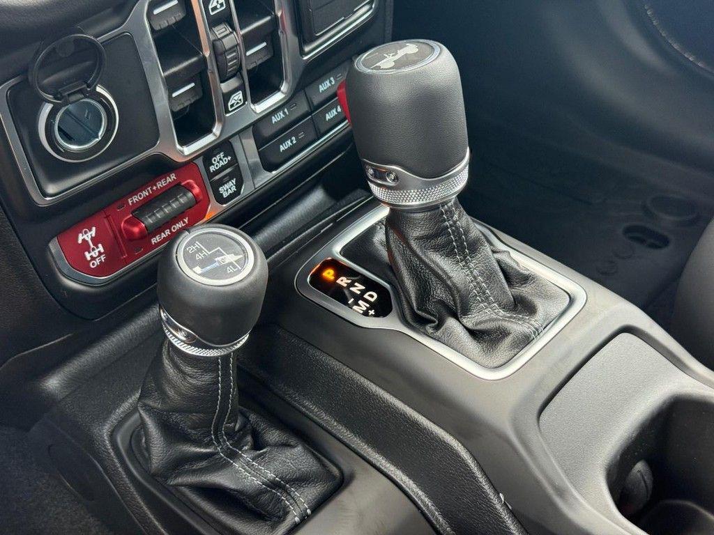 new 2025 Jeep Wrangler car, priced at $59,347