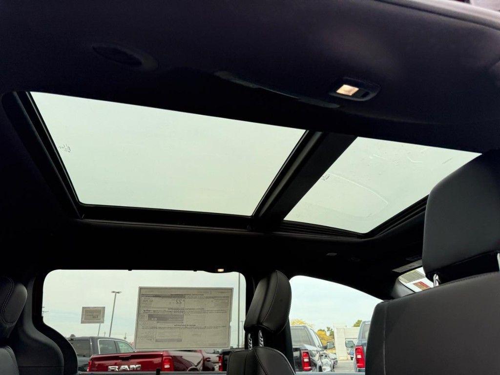 new 2026 Chrysler Pacifica car, priced at $43,871