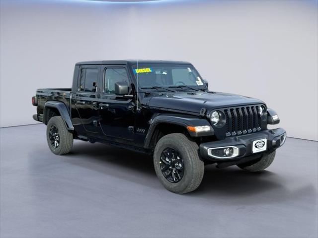 new 2023 Jeep Gladiator car, priced at $50,675