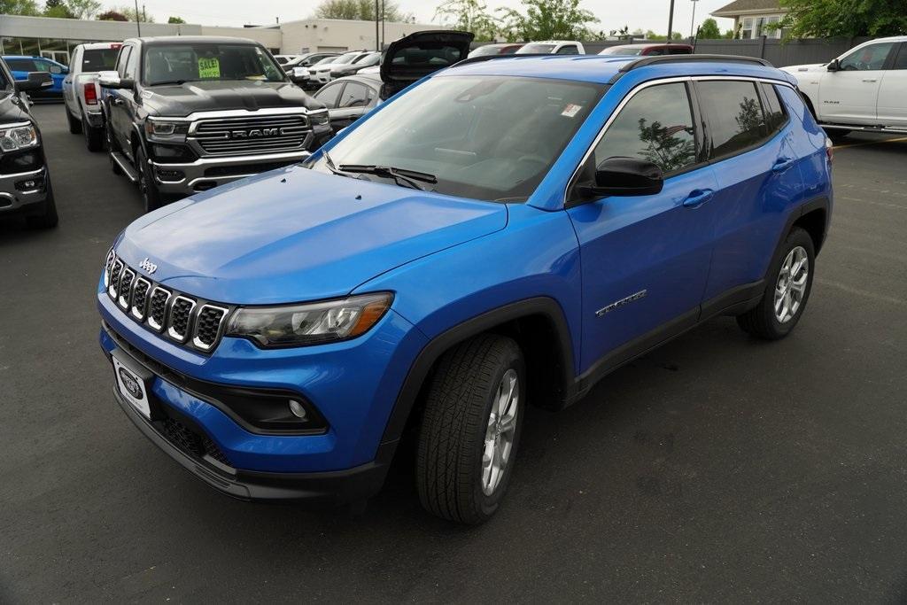 new 2024 Jeep Compass car, priced at $30,555