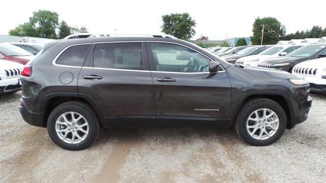 used 2017 Jeep Cherokee car