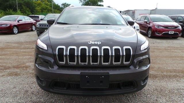 used 2017 Jeep Cherokee car