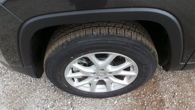 used 2017 Jeep Cherokee car