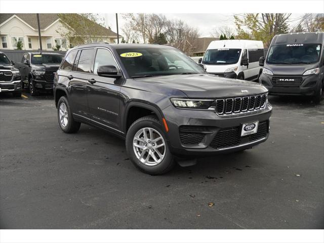 new 2025 Jeep Grand Cherokee car, priced at $41,769