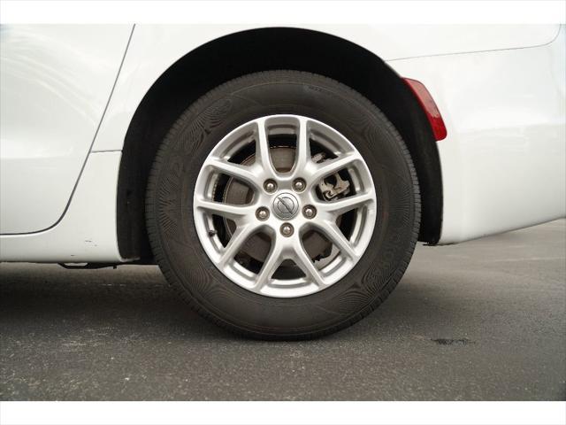 used 2024 Chrysler Pacifica car, priced at $29,865