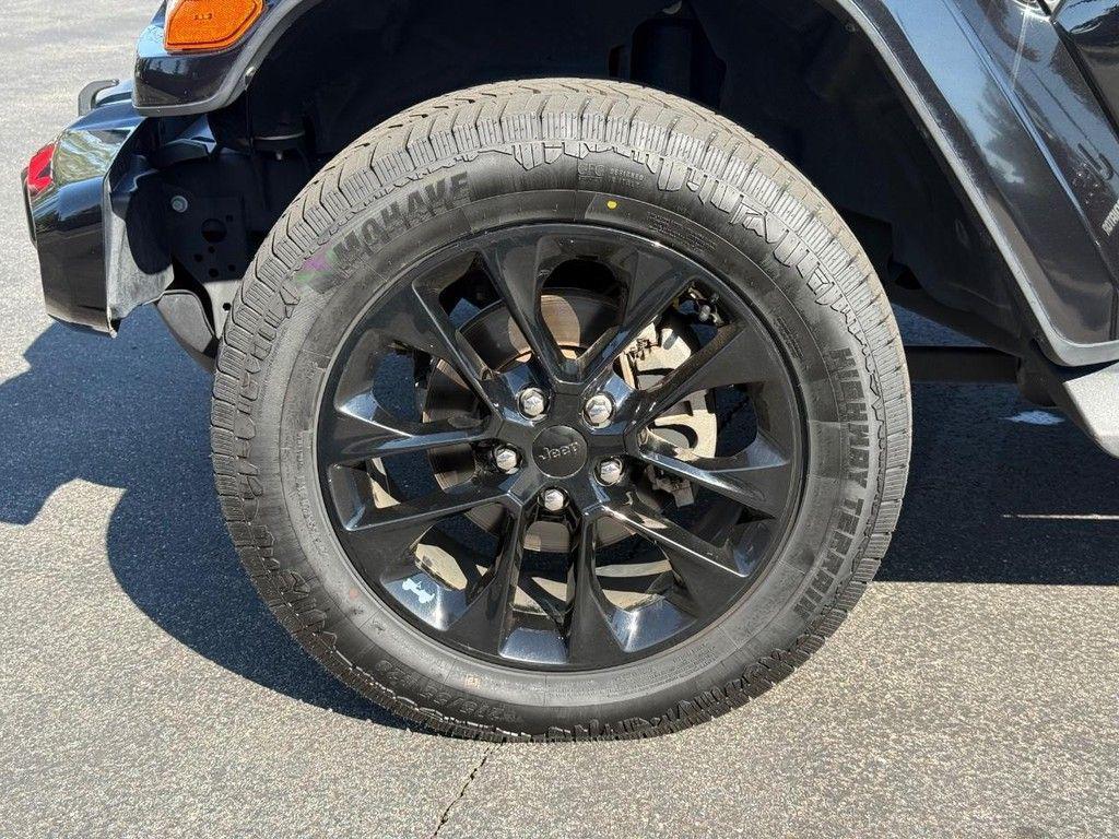 used 2021 Jeep Gladiator car, priced at $35,542