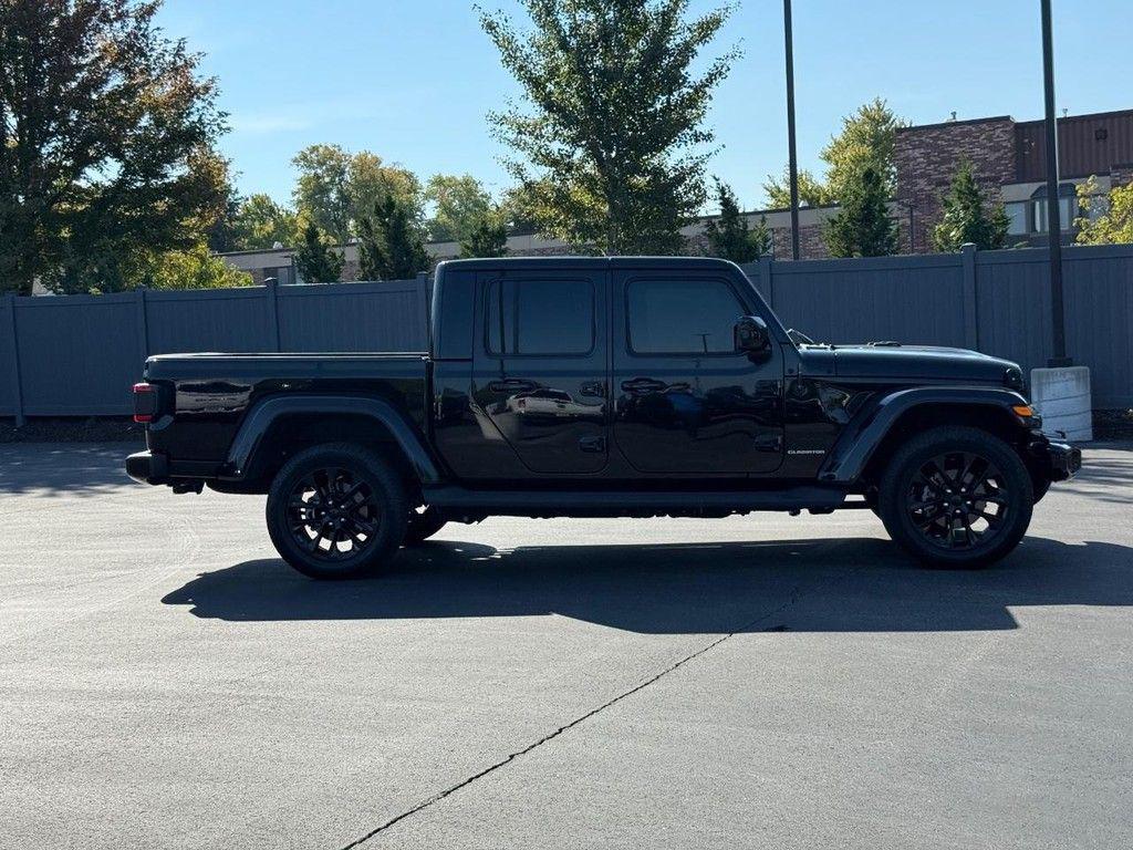 used 2021 Jeep Gladiator car, priced at $35,542