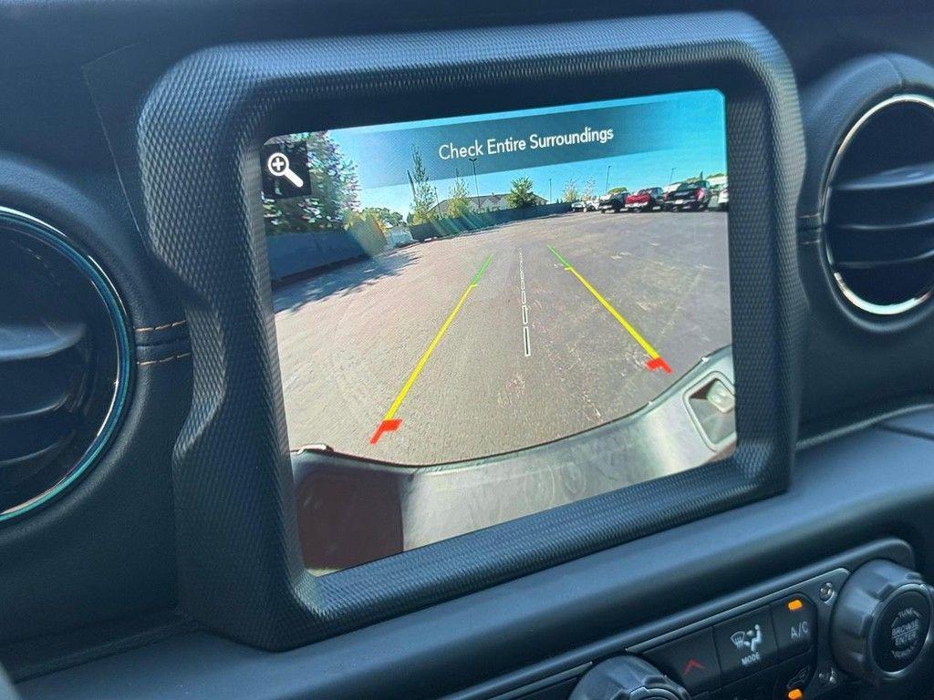 used 2021 Jeep Gladiator car, priced at $35,542