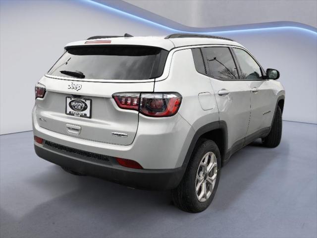 new 2025 Jeep Compass car, priced at $31,010
