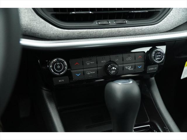new 2025 Jeep Compass car, priced at $31,010