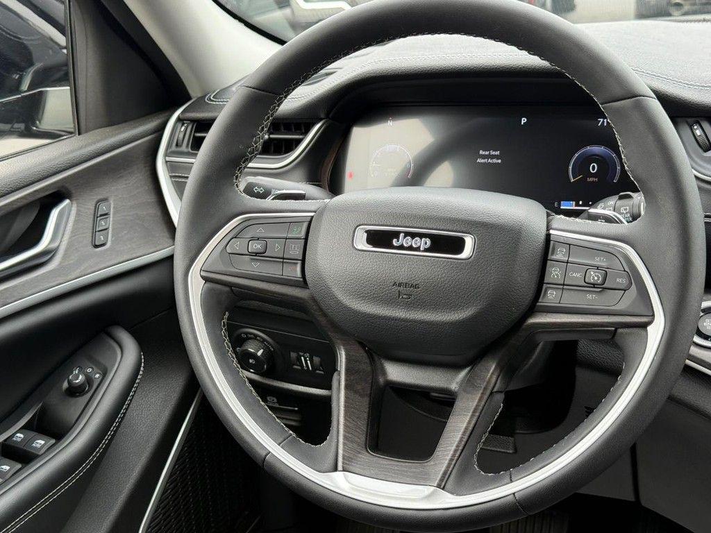 used 2023 Jeep Grand Cherokee car, priced at $35,997