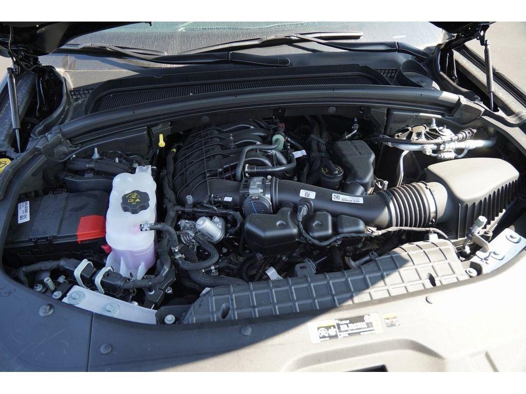 used 2023 Jeep Grand Cherokee car, priced at $35,997