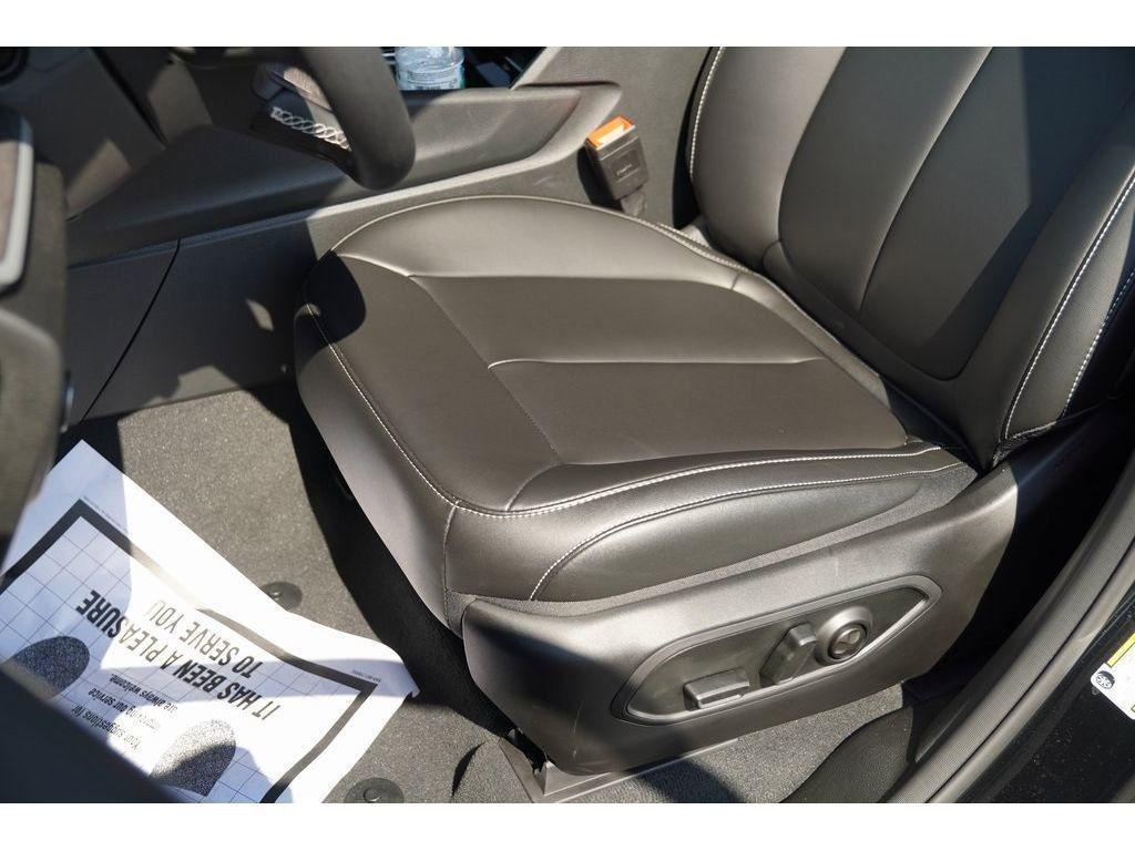 used 2023 Jeep Grand Cherokee car, priced at $40,837