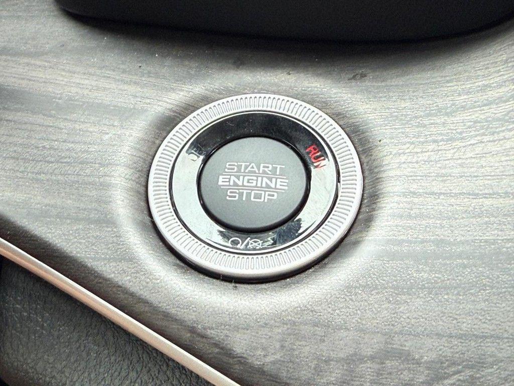 used 2023 Jeep Grand Cherokee car, priced at $35,997