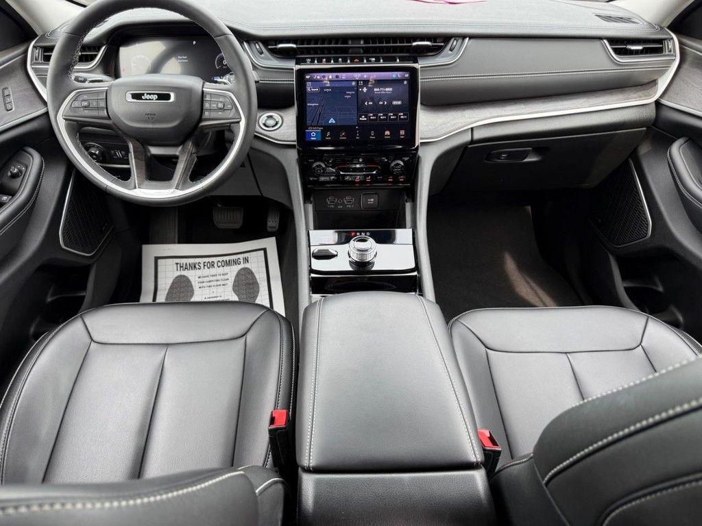 used 2023 Jeep Grand Cherokee car, priced at $35,997