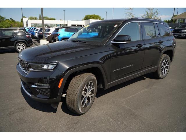 new 2023 Jeep Grand Cherokee car, priced at $49,115