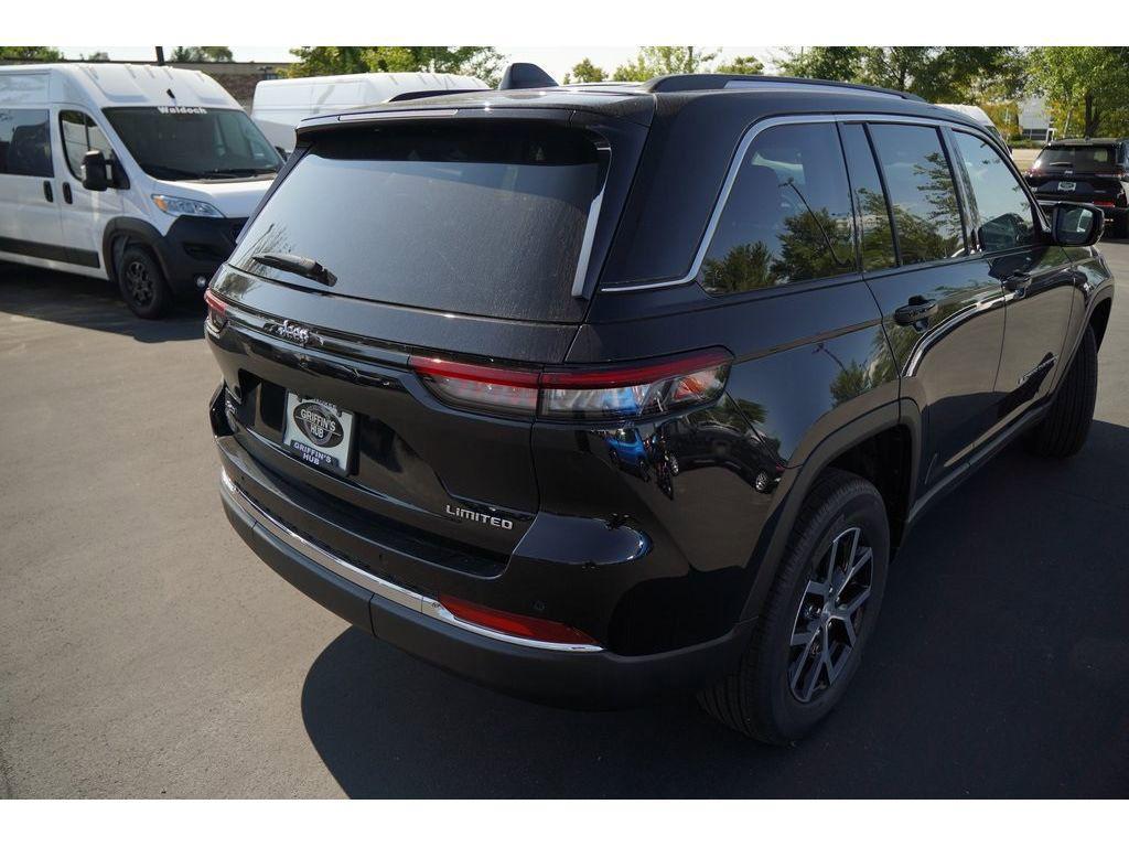 used 2023 Jeep Grand Cherokee car, priced at $35,997