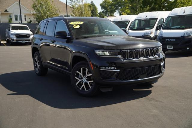 new 2023 Jeep Grand Cherokee car, priced at $49,115