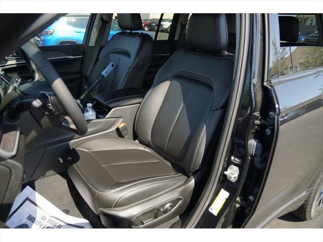 used 2023 Jeep Grand Cherokee car, priced at $39,999