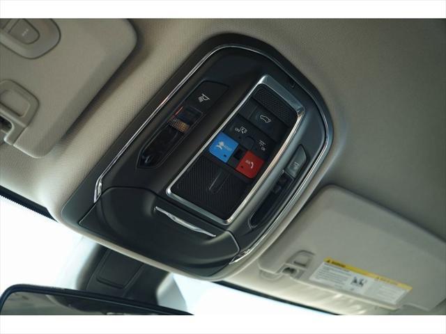 used 2023 Jeep Grand Cherokee car, priced at $39,999