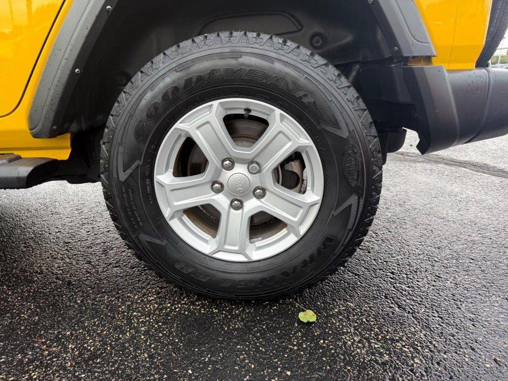 used 2021 Jeep Wrangler Unlimited car, priced at $31,676