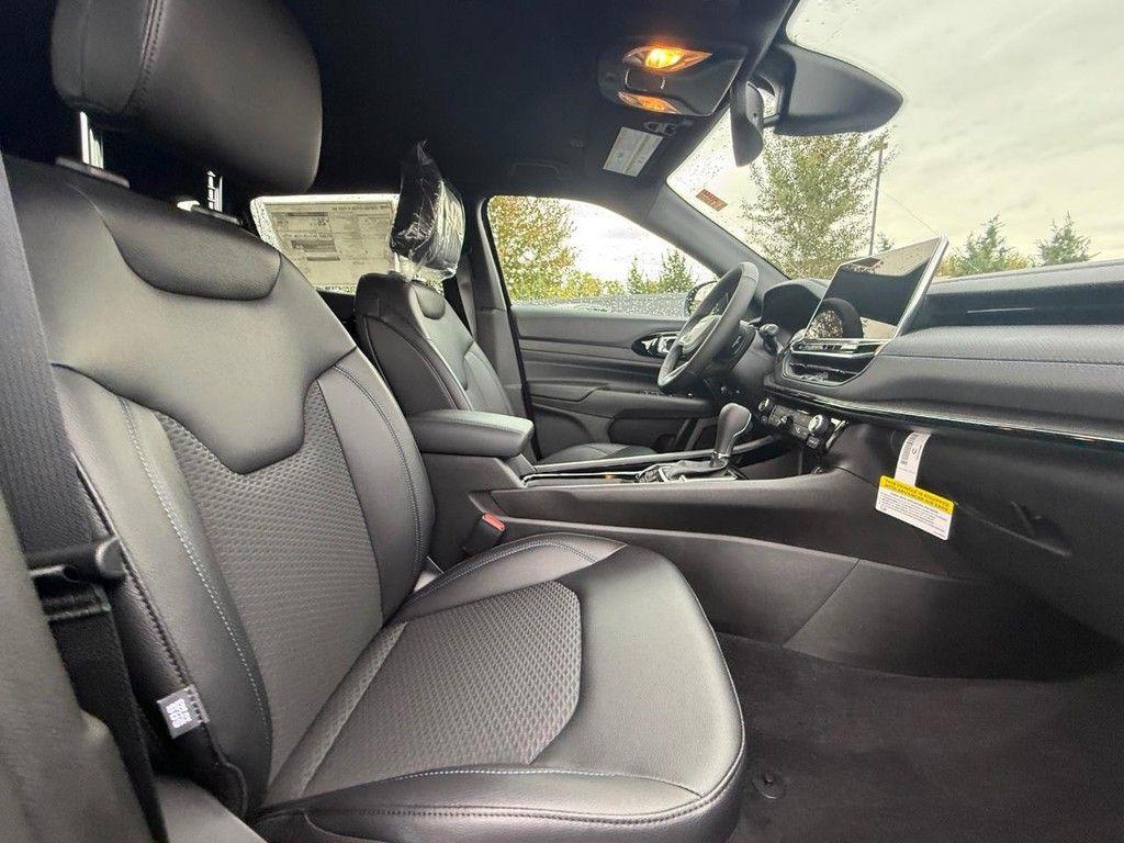 new 2026 Jeep Compass car, priced at $34,222