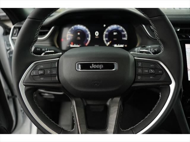 new 2025 Jeep Grand Cherokee car, priced at $52,183