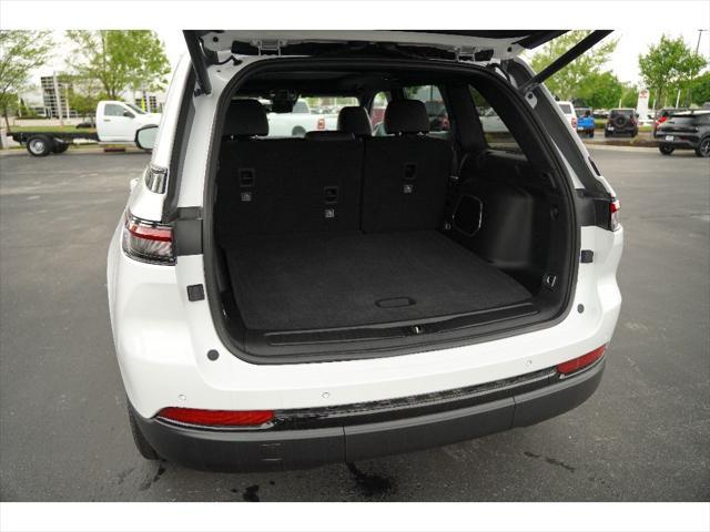 new 2025 Jeep Grand Cherokee car, priced at $54,307