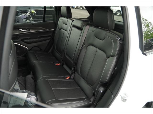 new 2025 Jeep Grand Cherokee car, priced at $54,307