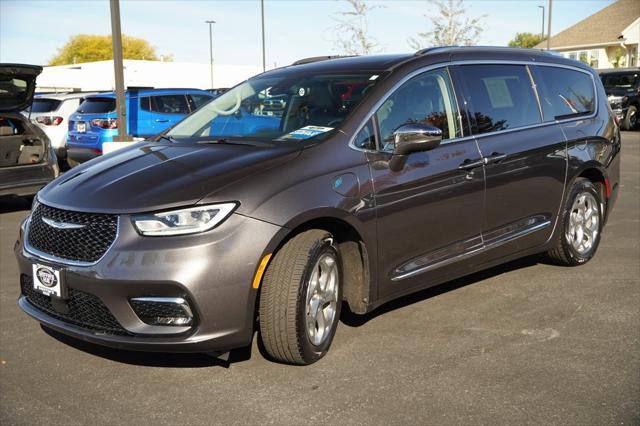 used 2021 Chrysler Pacifica Hybrid car, priced at $31,813