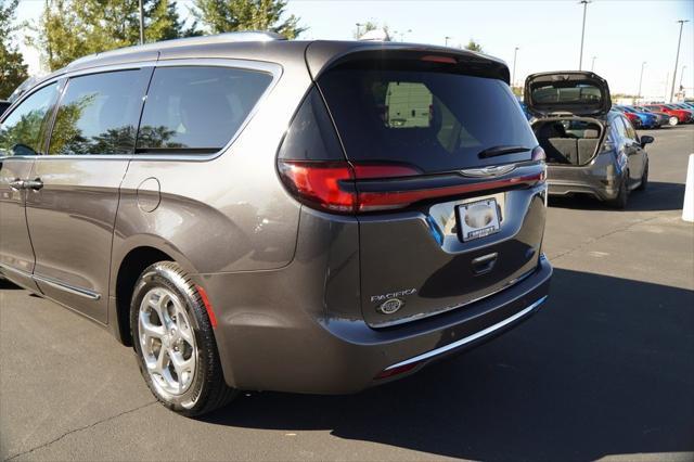 used 2021 Chrysler Pacifica Hybrid car, priced at $31,813