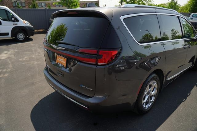 used 2021 Chrysler Pacifica Hybrid car