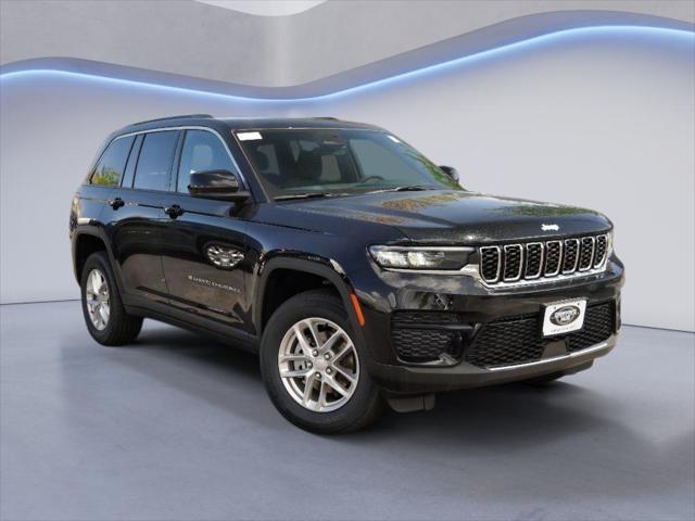 new 2025 Jeep Grand Cherokee car, priced at $40,772