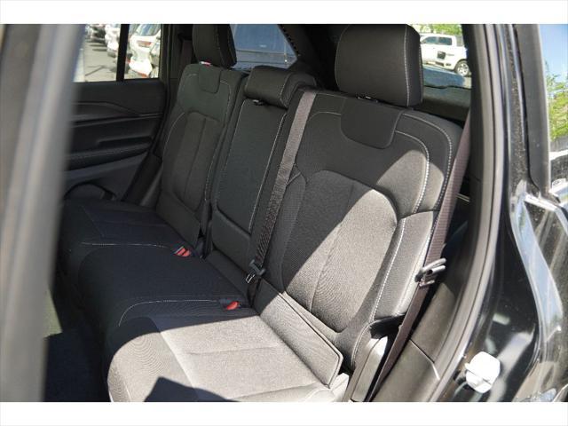 new 2025 Jeep Grand Cherokee car, priced at $40,772