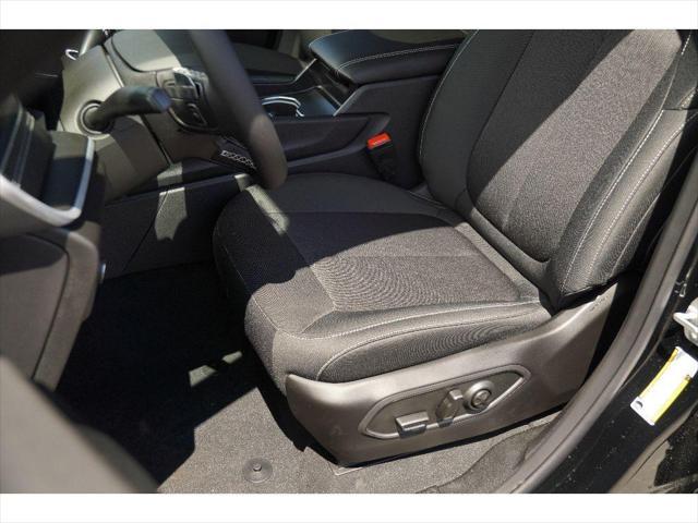 new 2025 Jeep Grand Cherokee car, priced at $40,772
