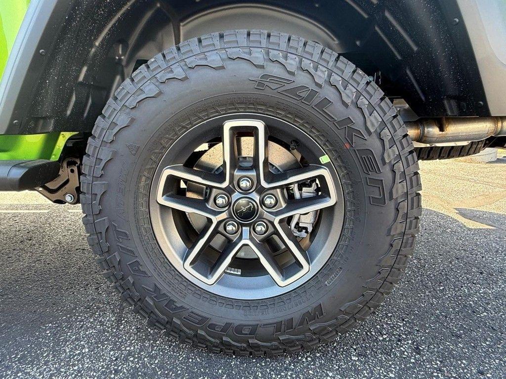 new 2025 Jeep Gladiator car, priced at $51,155